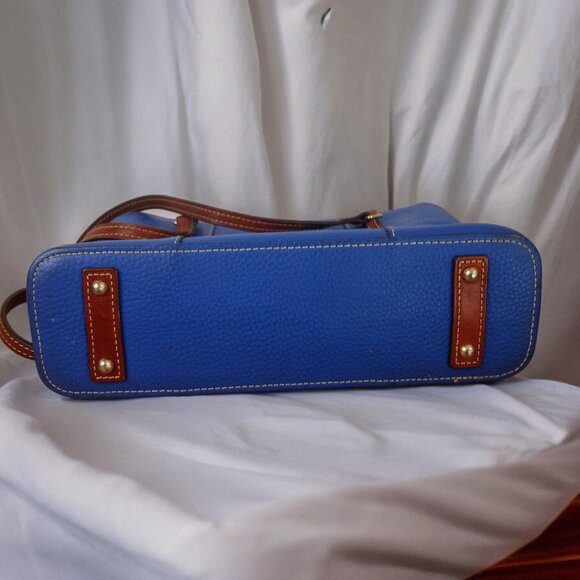 Dooney & Bourke Blue and Brown Shoulder Bag - Picture 3 of 16